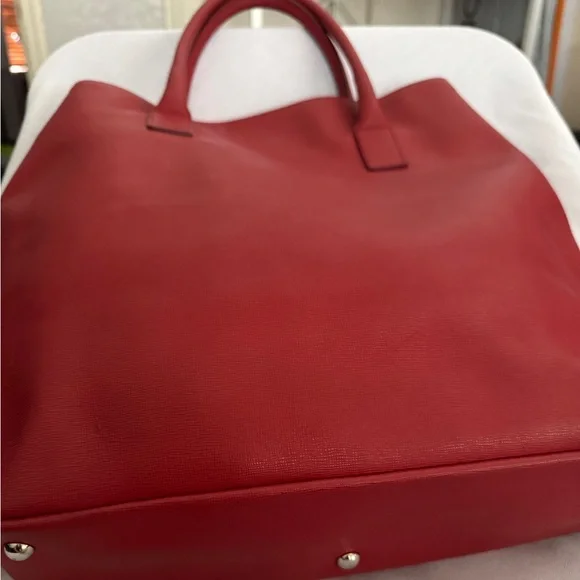 LAST CHANCE Furla Red Tote Bag with Saffiano Leather Finish - Picture 6 of 7